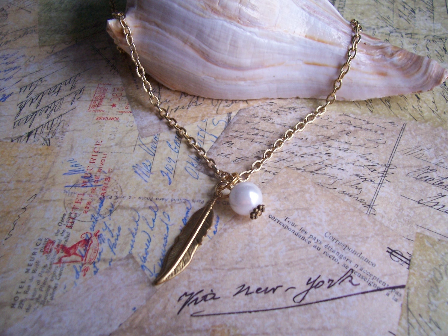 Hunger Games Inspired Necklace Gold Tones Peetas Pearl