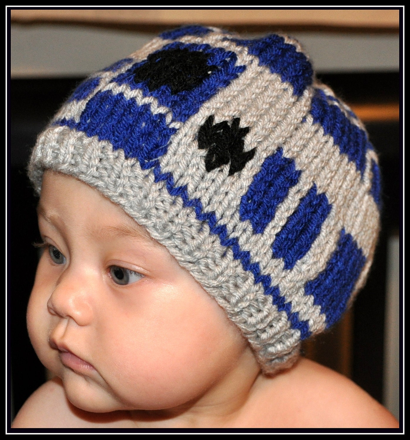 Knit Star Wars R2D2 Inspired Hat -- Newborn, Infant, Toddler -- Baby Clothing -- Sci-Fi Geek -- Handmade, Unisex, Washable