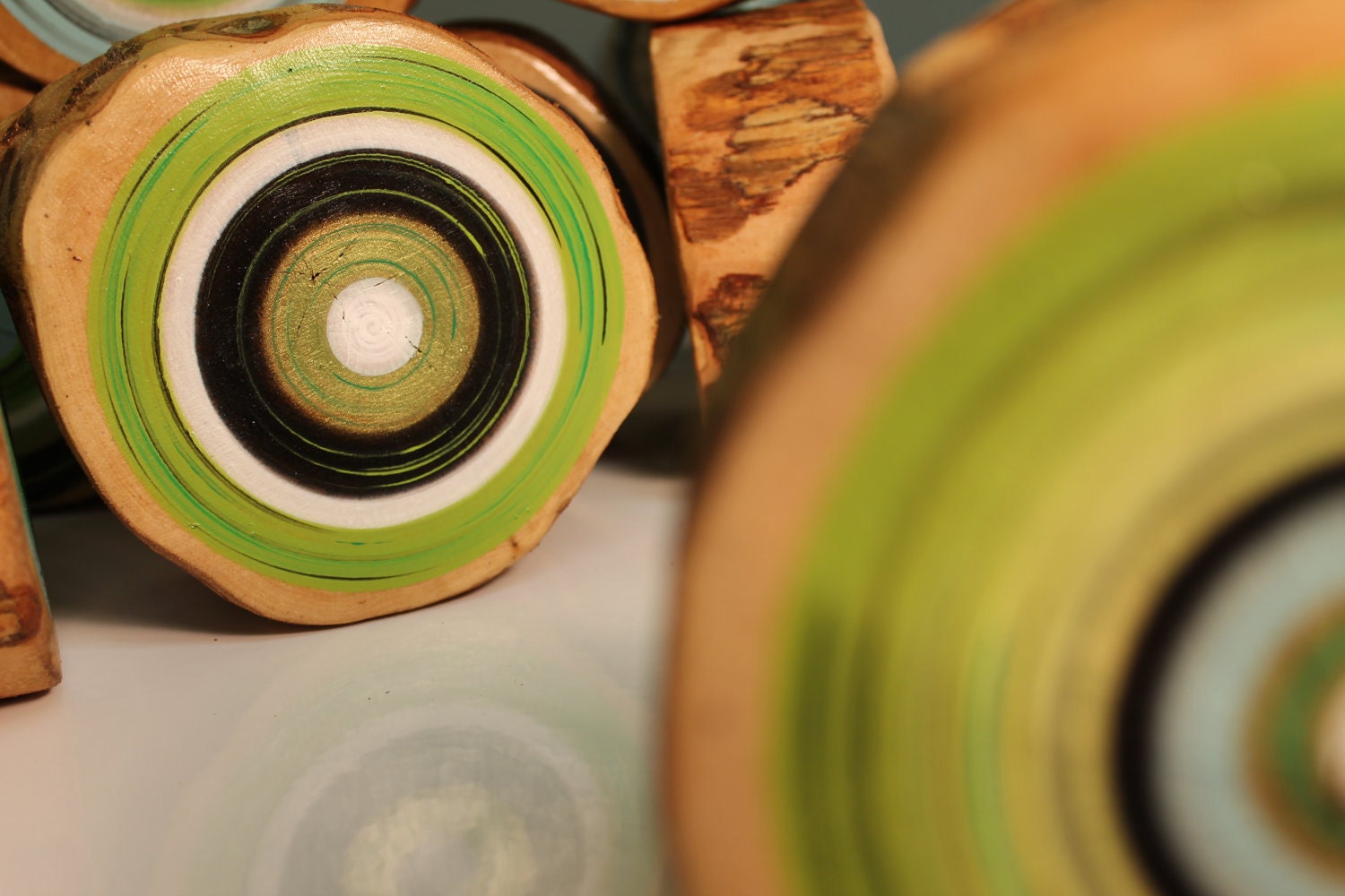 Reclaimed Wood Wall Art Tree Rings - Set of 12          (1002-55-12)