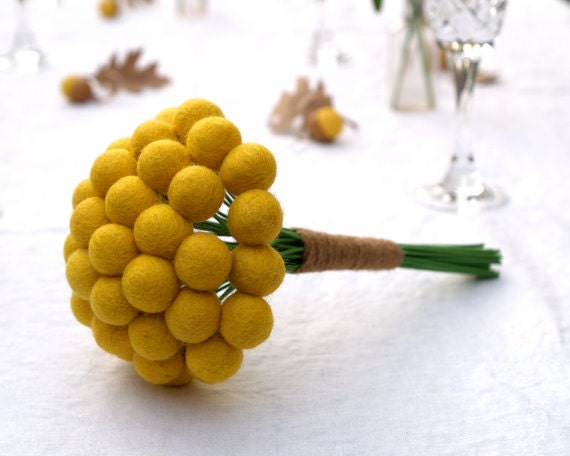 Bridal Bouquet for your Wedding, Yellow Craspedia Flowers, Needle Felt, Everlansting, Billy Button Balls, Classic Country Bride Spring