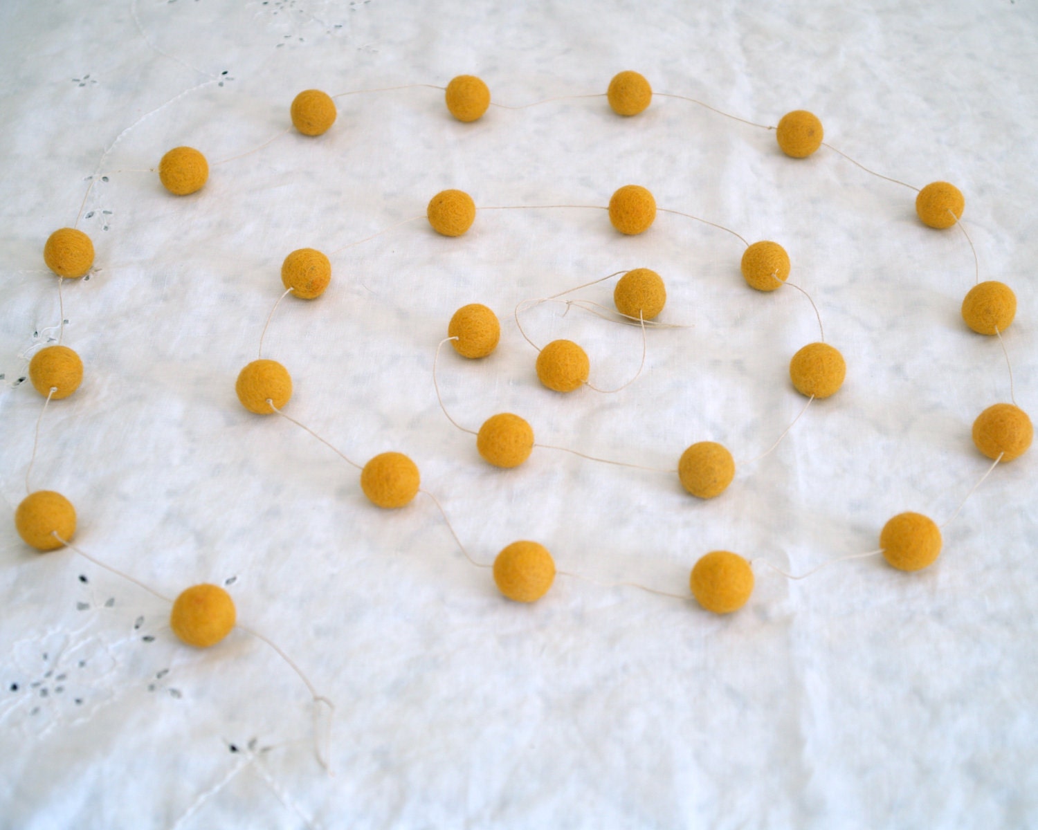 Golden Yellow Felt Garland, Wedding Banner Decoration Spring Autumn Country Bohemian Bride Cake Table Photo Prop Bunting Mustard