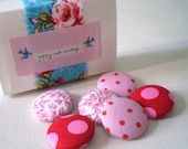 Pink Red dotty fabric covered buttons x 6