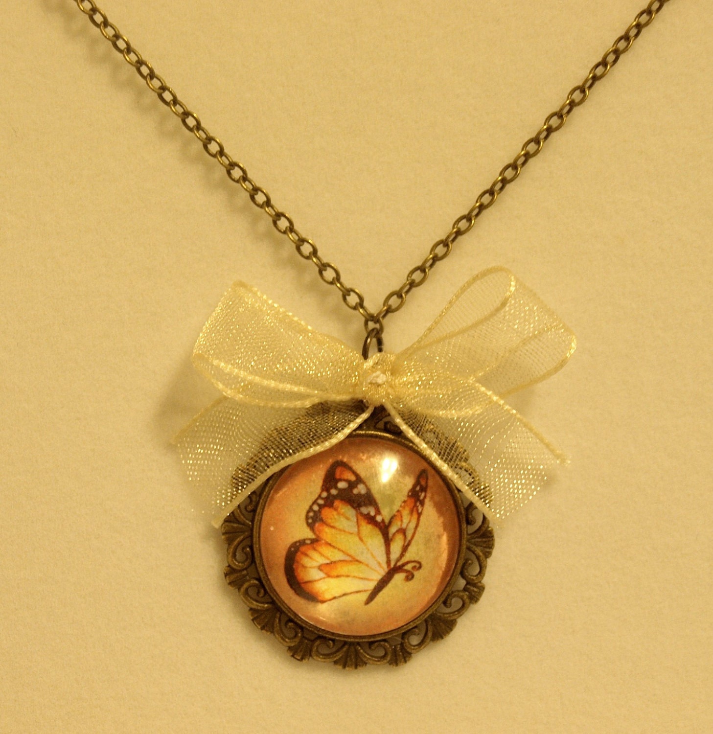 Butterfly & Ribbon vintage necklace