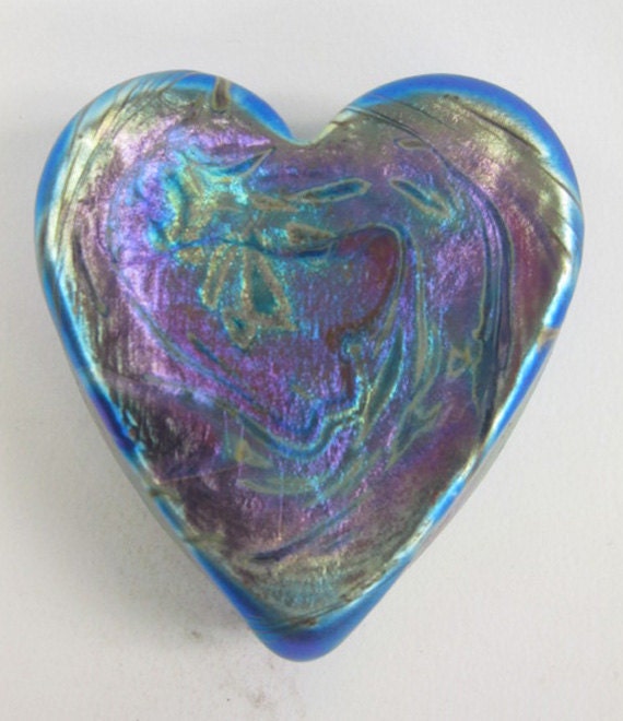 Iris Gold Heart Paperweight