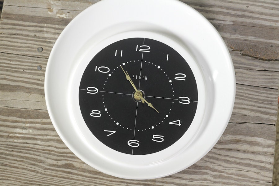 50s Retro Elgin Wall Clock Black and White