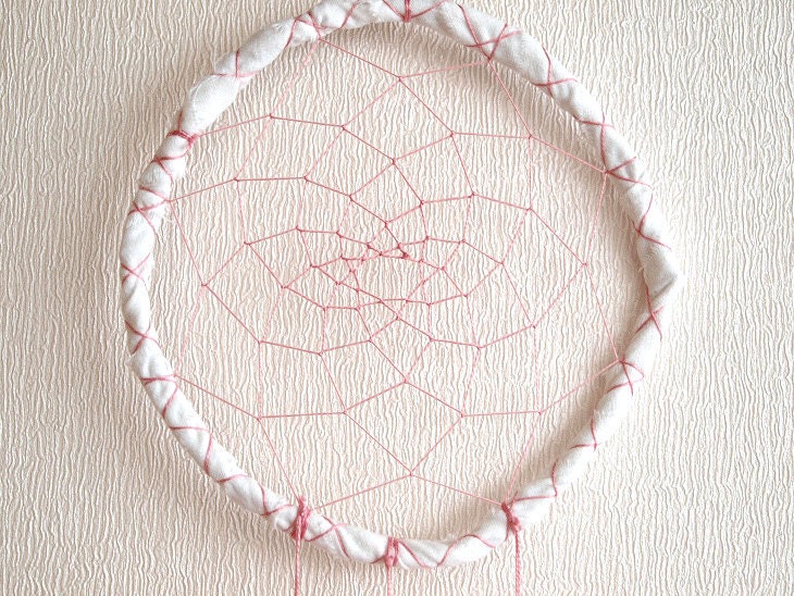 Dream Catcher - Roze Light - With Pure Roze and White Feathers, White Frame, Roze Nett - Home Decor, Mobile