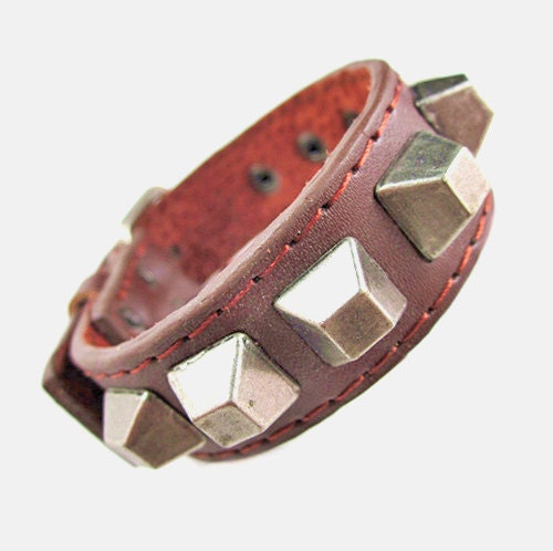 Jewelry bangle bracelet men bracelet  leather bracelet punk bracelet made of brown leather metal bracelet cuff  SH-1791