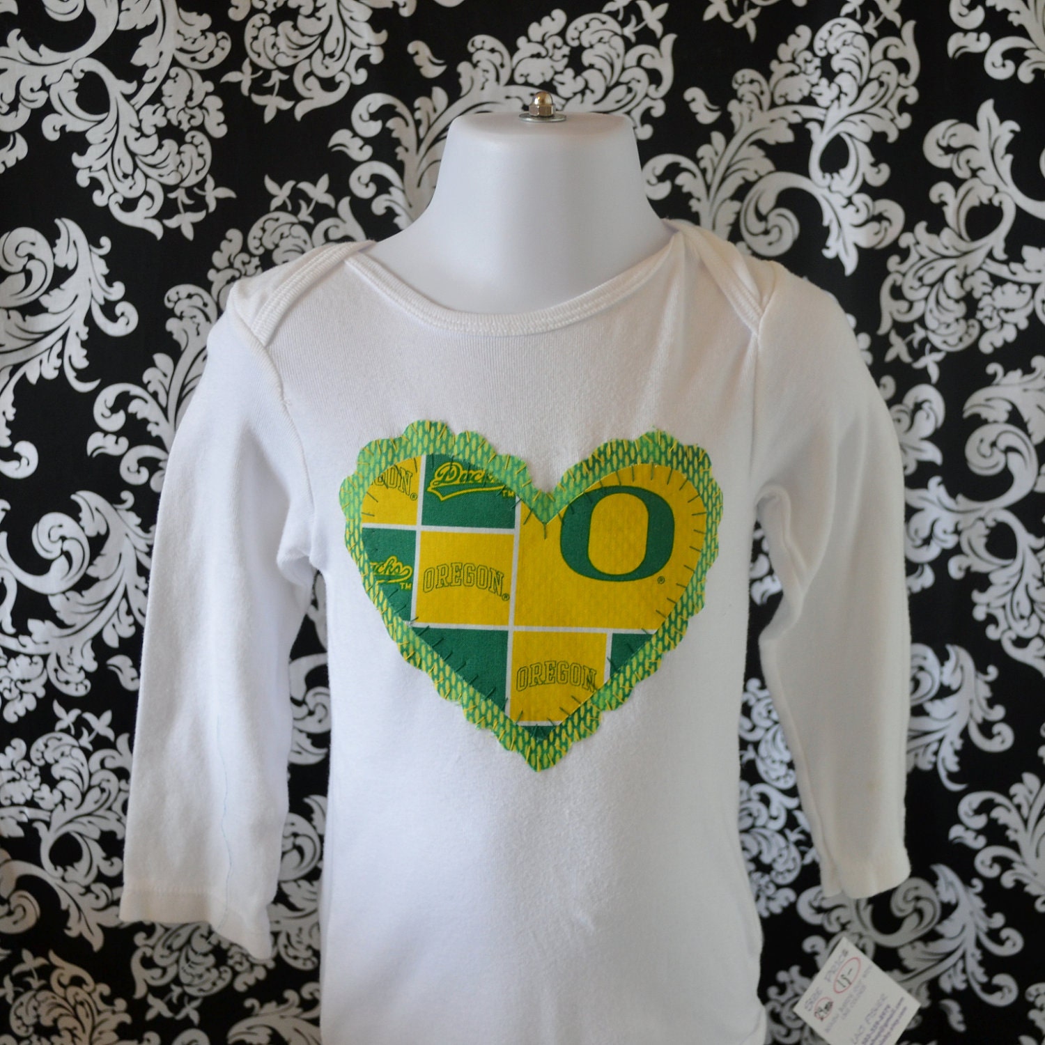 Girls Sports Team T-shirt. Customized for any Sports Team. University of Oregon Ducks, Birthday Gift, Onesie or Toddler T-Shirt