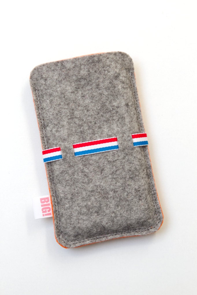 Felt cell phone cover - Grey and orange with red, white and blue ribbon - DUTCH DESIGN