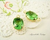 Vintage Clear Peridot Greel Faceted Glass Jewels Stones Rhinestones 10x8mm 2 Ring or 1 Ring (4)