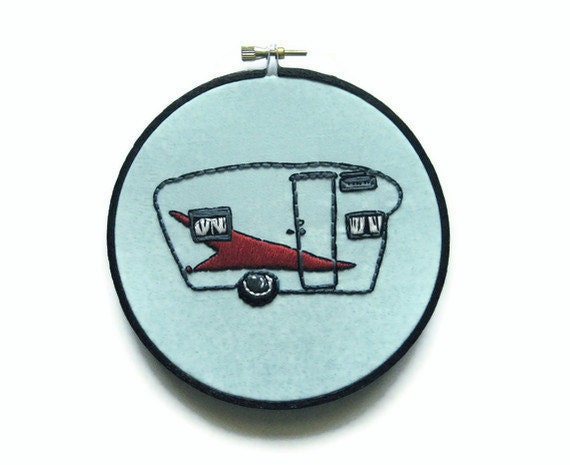 Fifties Vintage Camper Embroidery Hoop / Blue Kitschy Vintage Retro 5 inch Hoop Home Decor