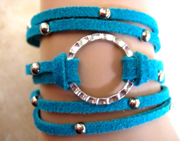 Boho Chic Good Luck Silver Circle Hammered Triple Wrap Turquoise Suede Bracelet with Silver Accents...."FREE SHIPPING"