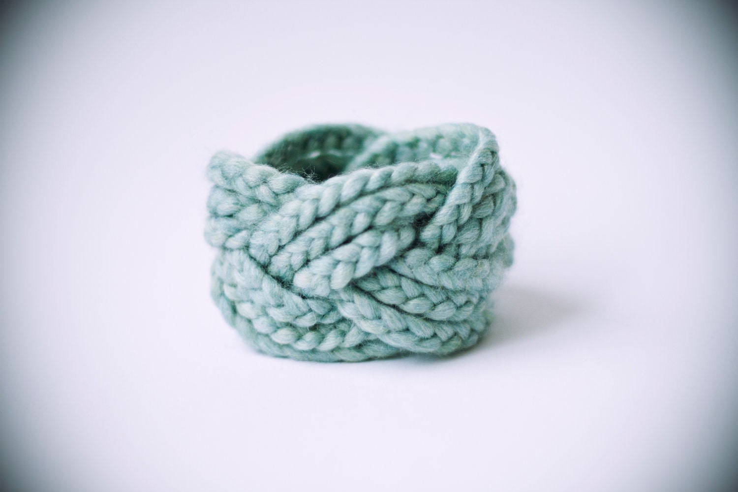 choose your color / ONE wool & acrylic turk head knot bracelet