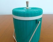 Vintage small plastic ice bucket. Made in Thailand. Promotional vintage product by FAB brand Thai detergent