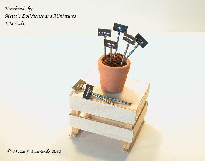 Miniature Plant Tags  1:12  - 'Chalkboard & Zinc - 7 different herbs - DANISH TEXT (PT4)