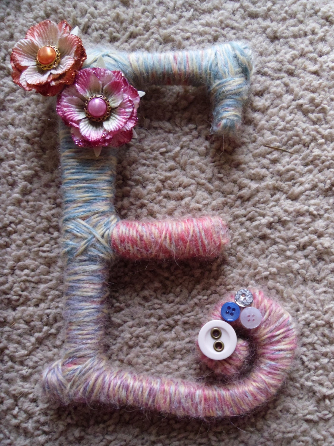 Yarn letter, Letter "E"