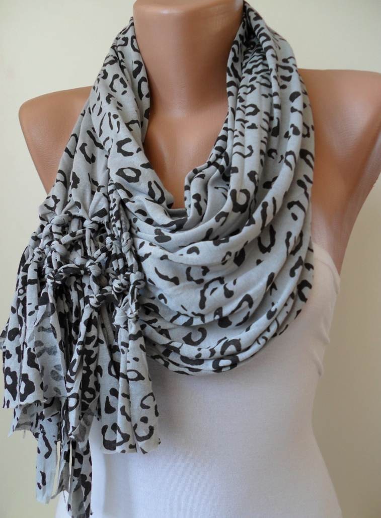 SALE SALE - New - Christmas Gift  Light Grey Leopard Scarf - Combed Cotton