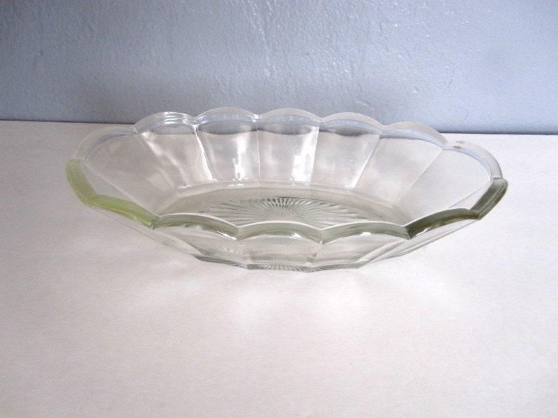 Vintage Glass Ice Cream Dish - Starbust Pattern