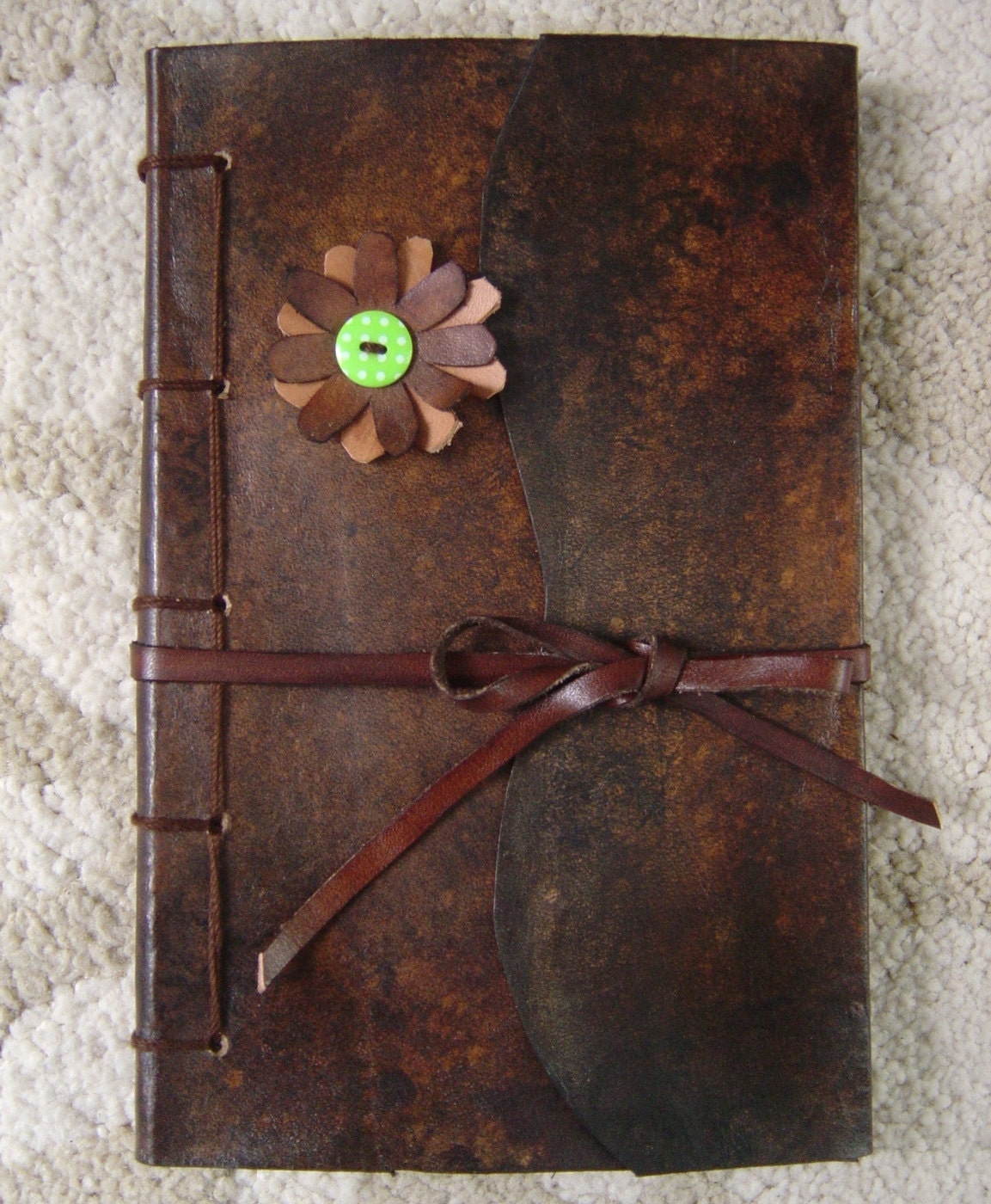 Distressed Leather Daisy Journal - Old World