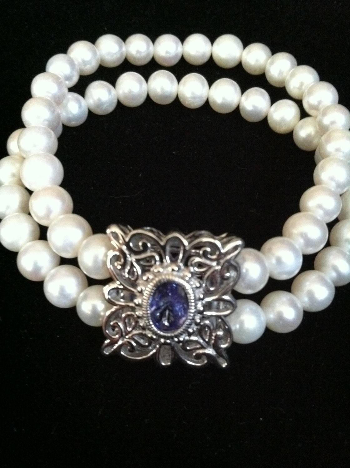 Elegant Bridal Bracelet in Pearl & Tanzanite