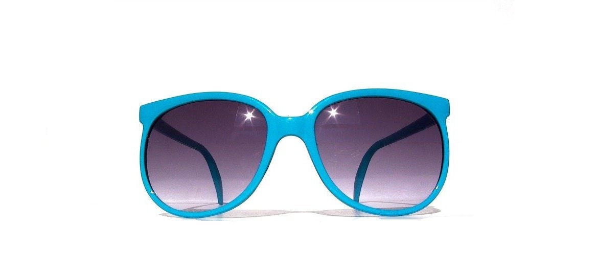 Vintage Round Turquoise Blue Sunglasses 80s Oversized Wayfarer-style Frame - sunnyspex Vintage Round Turquoise Blue Sunglasses 80s Oversized Wayfarer-style Frame - sunnyspex