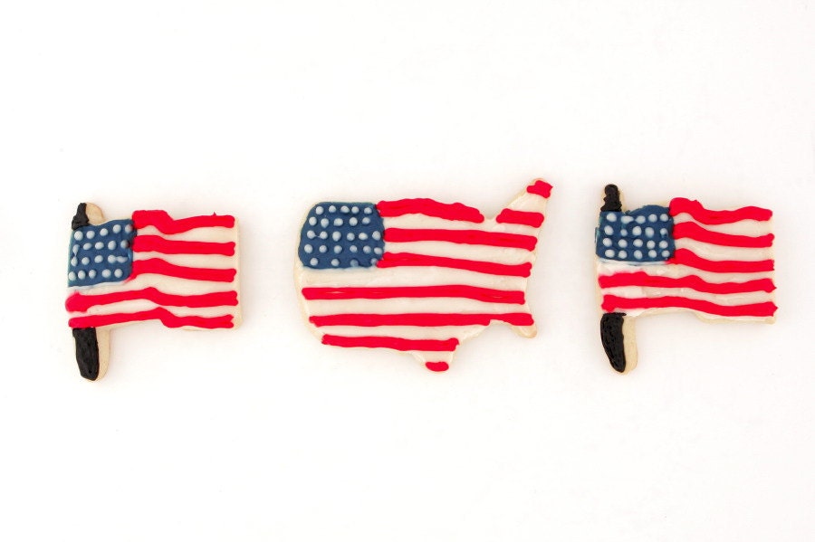 4th of July / American Flag Sugar Cookies with Buttercream Frosting.