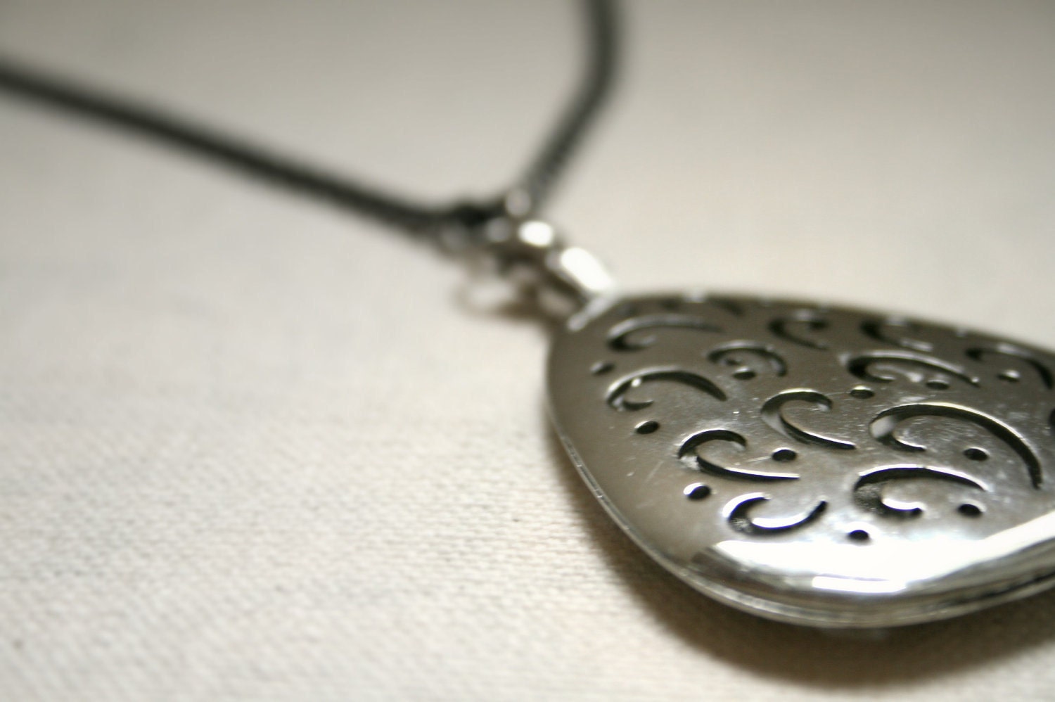 Vintage Silver Filled Filigree Pendent Necklace