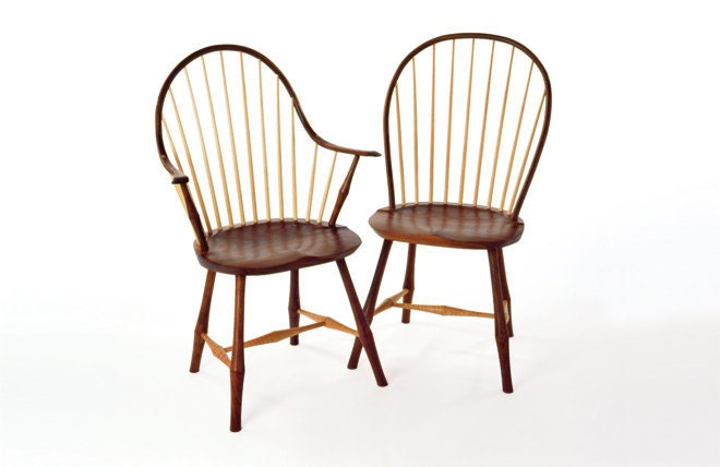 Continuous Arm Chair in Walnut and Maple Wood
