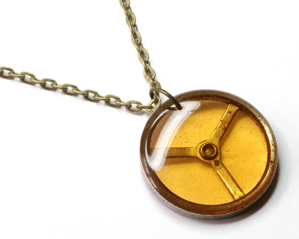 Steampunk Necklace Resin Gear Clockwork Pendant Jewelry Industrial Chain