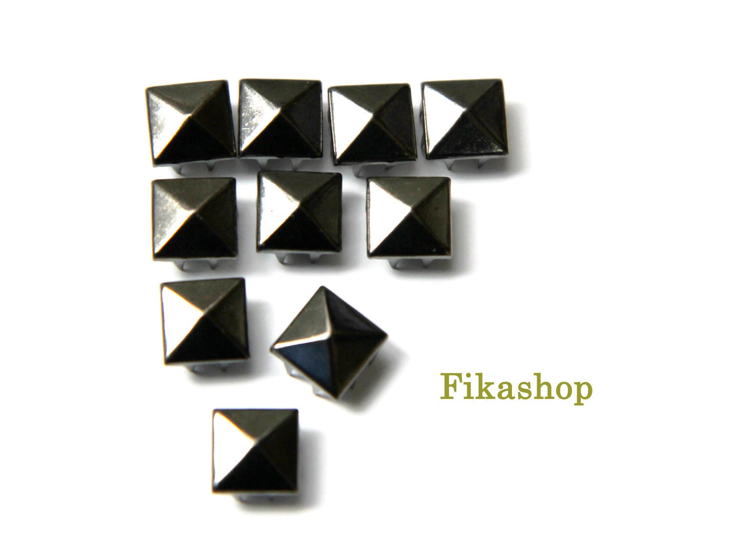 Clearance SALE: 7mm 200pcs Gunmetal grey pyramid studs ( 4 legs ) / HIGH Quality - Fikashop