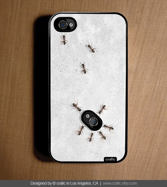 Ants Taking the iPhone Camera - iPhone 4 / 4S Case