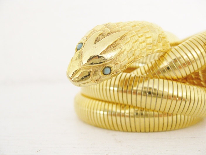 Snake belt. bright gold metal.