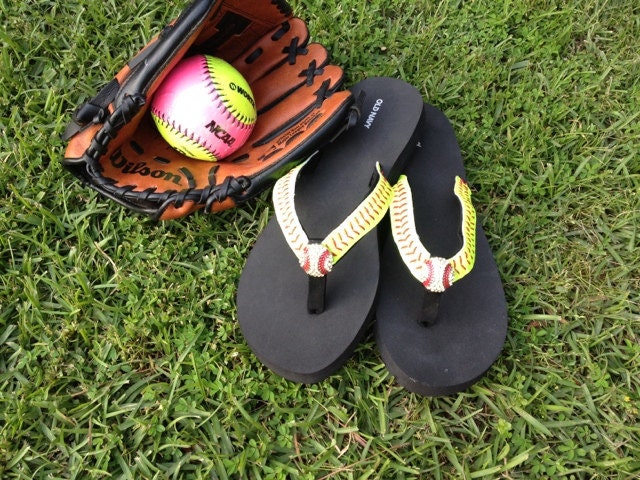 Baseball or softball flip flops