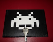 Space Invaders Key Hanger