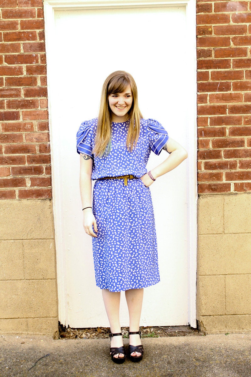 Periwinkle and White Floral Flutter-Sleeved Dress