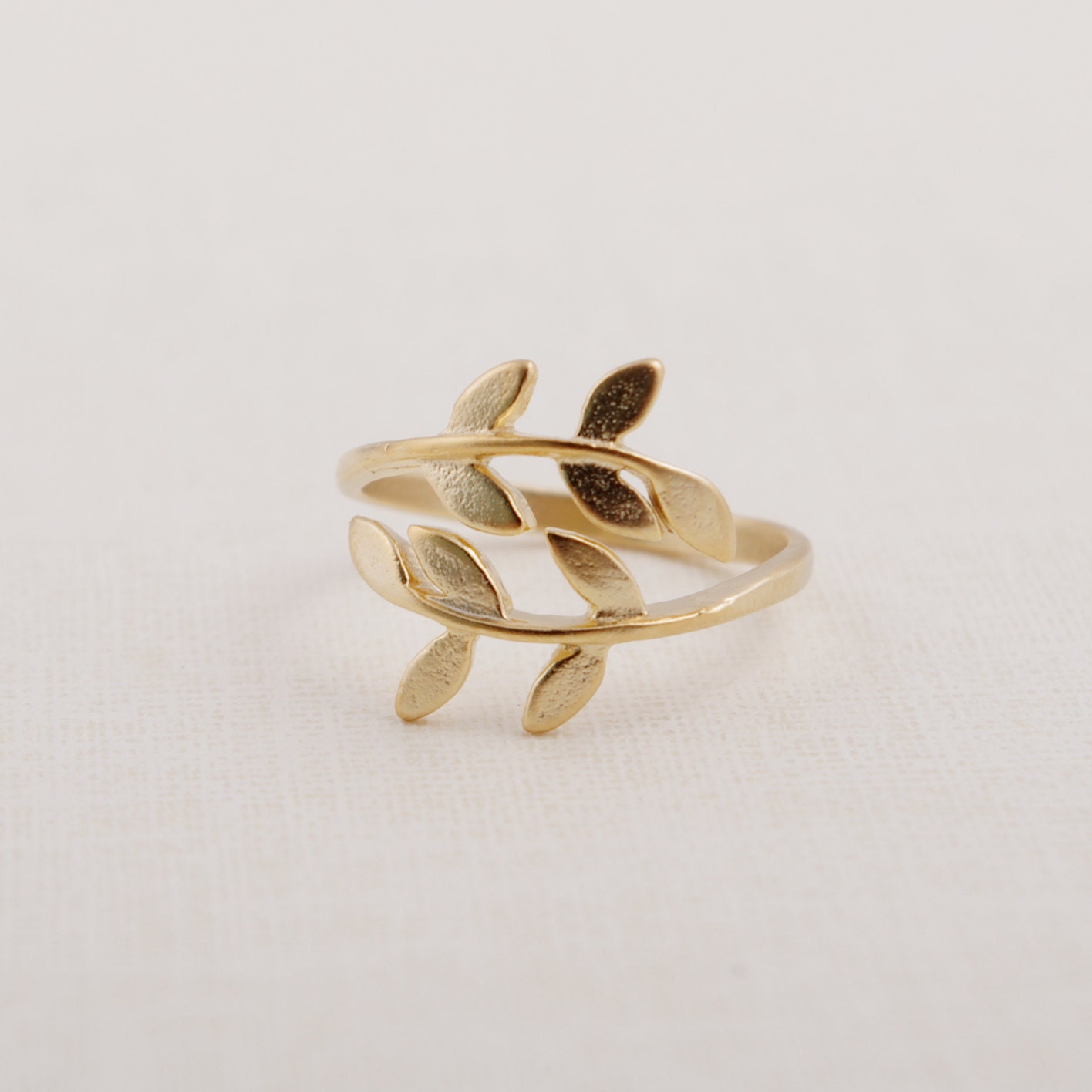 Bay Leaf Ring in Gold
