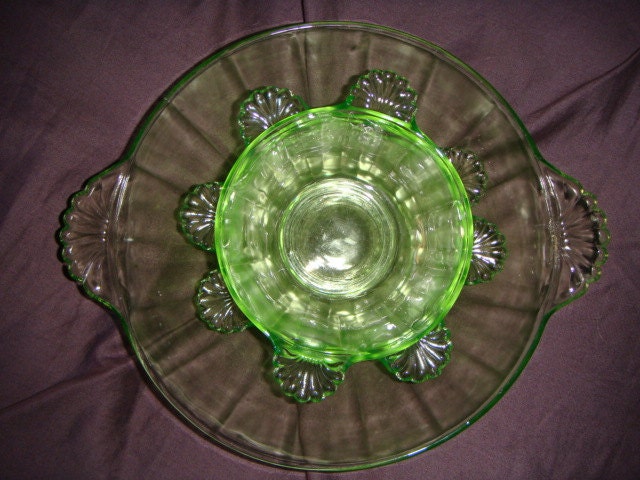Green Depression Glass Fruit Bowl