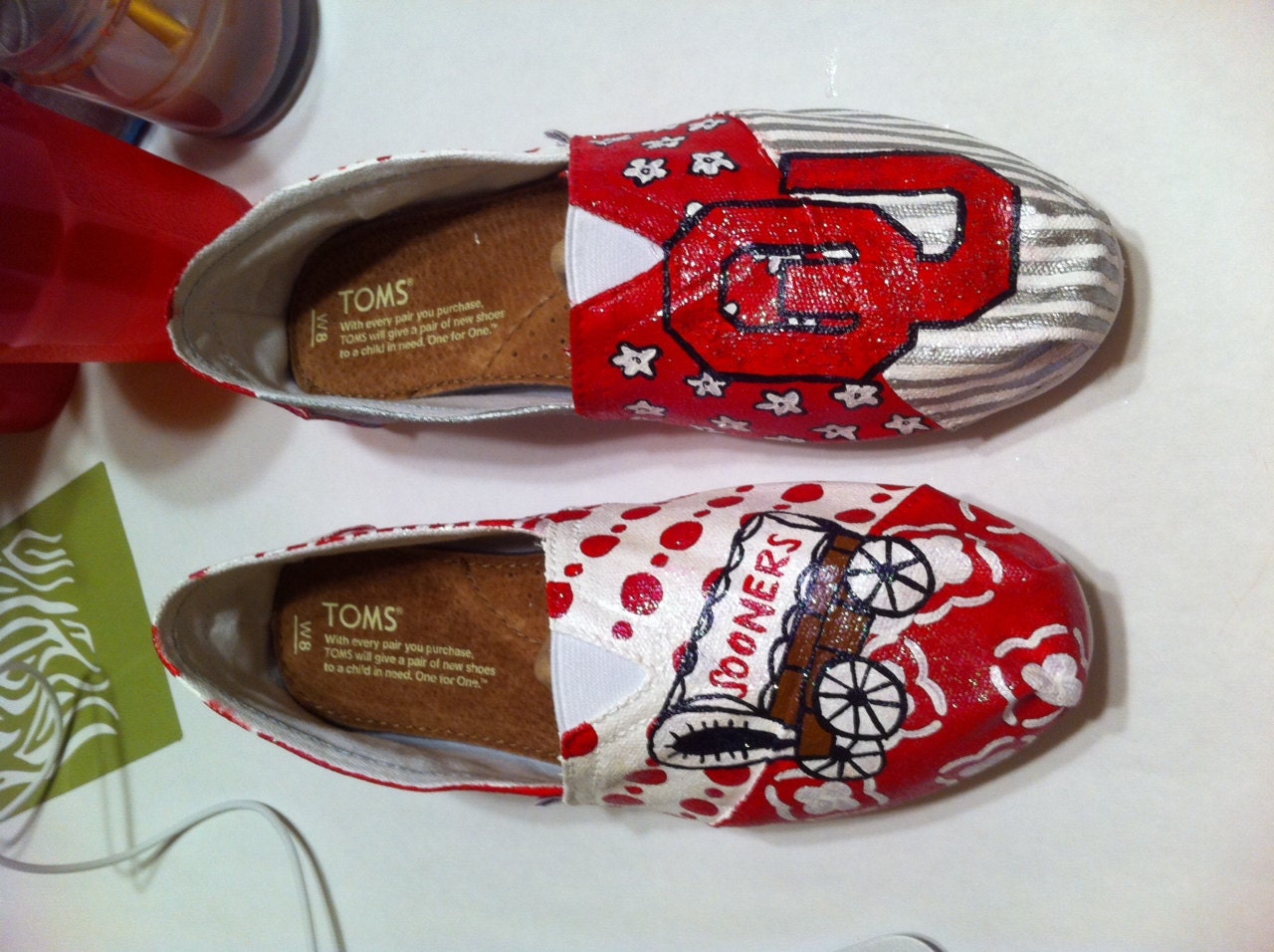 Handpainted, customized Oklahoma Sooner Toms Shoes.