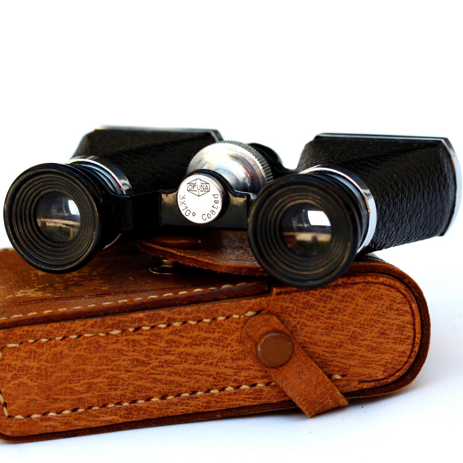 Sale - Vintage Ofuna opera glasses/binoculars with leather case, made in occupied Japan