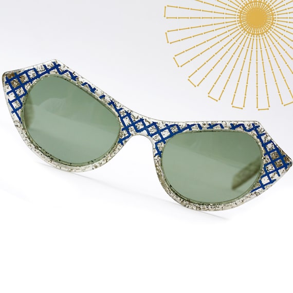 Super cool vintage sunglasses, crystal-clear and blue with GLITTER