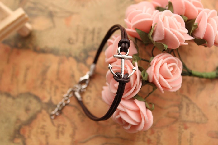 anchor bracelet,retro cute little anchor pendant bracelet,brown true leather bracelet---B049