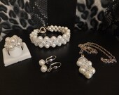 Mother's Day Sale,Pearls Jewelry Set,Wedding Jewelry,Elegant ,Pearl Ring,Pearl Pendant,Beadwoven Pearl Set,White Glass Pearls