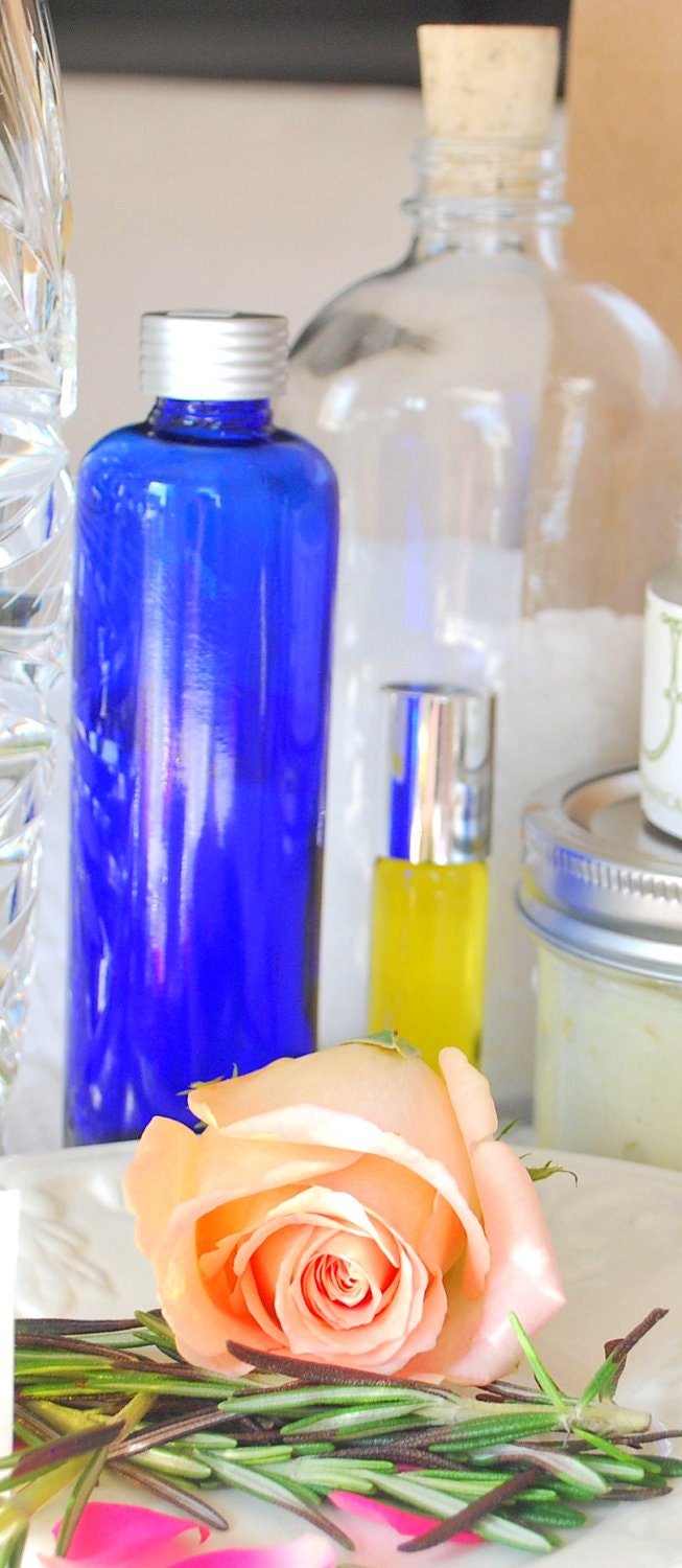 Rosemary Refresh Eye Serum