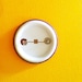 OMG, i'm so Retro - 1.75" Badge / Button
