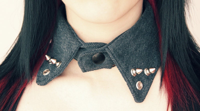 Jeans collar with spikes