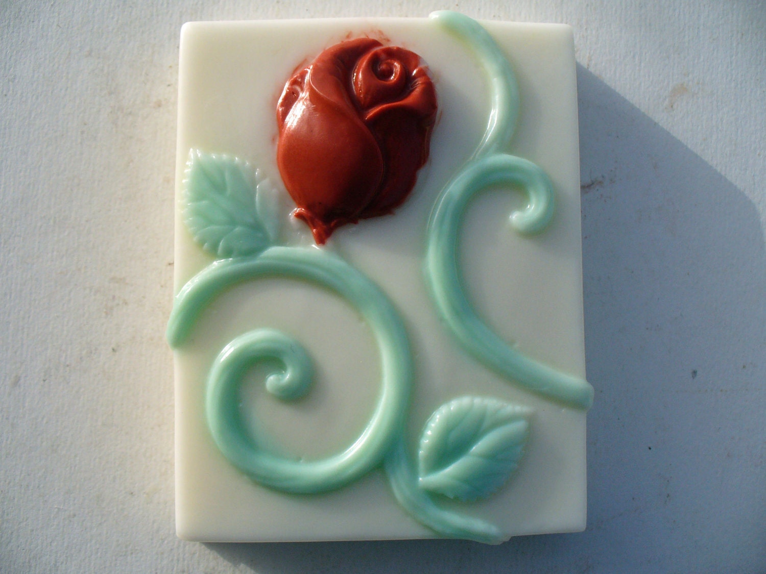 Monoi de tahiti - scented soap - mint green - floral soap - flower soap - red and white soap