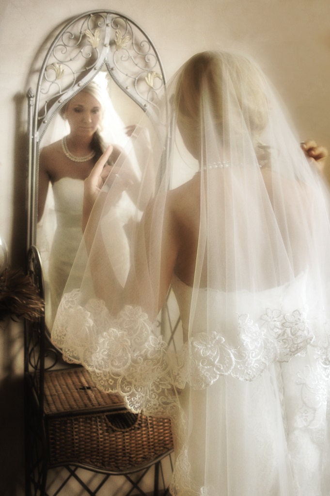 White Mantilla Lace Veil-