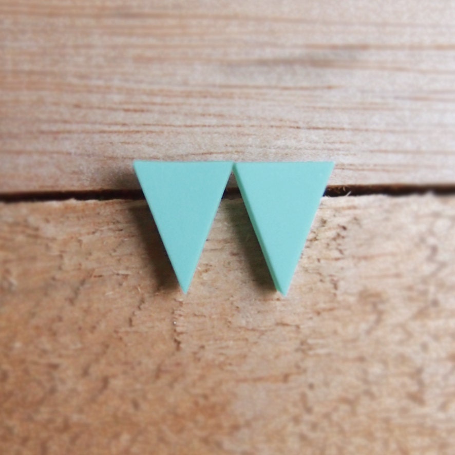 Triangle Studs - Mint
