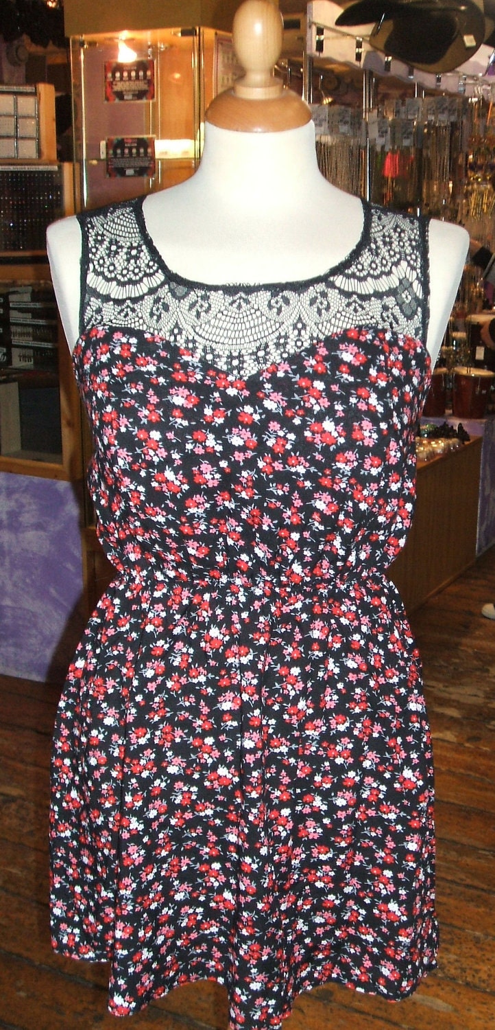 Baylis & Knight Black Ditsy Floral Flower Lace Top Sweetheart Retro Mini Short Dress 70's Cute Festival