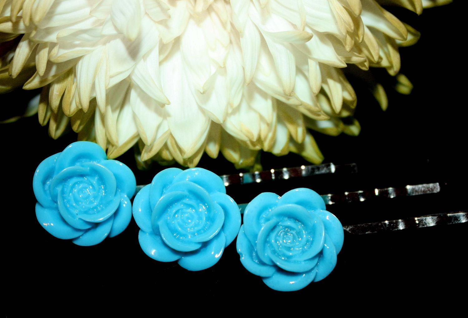 Blue Resin Flower Bobby Pin